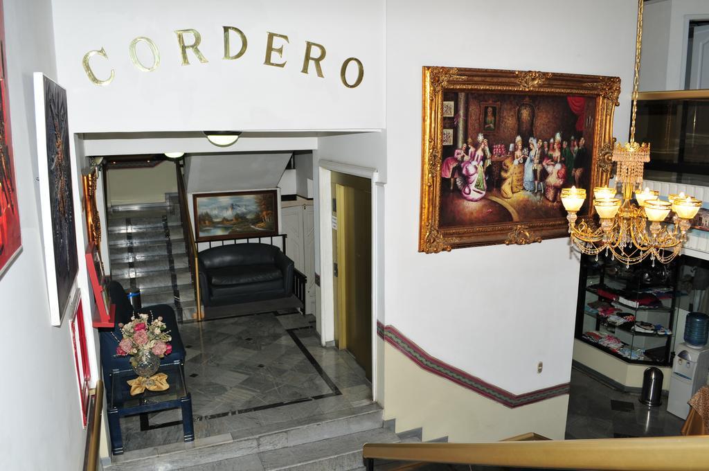 Hotel Cordero กูเอ็งกา ภายนอก รูปภาพ