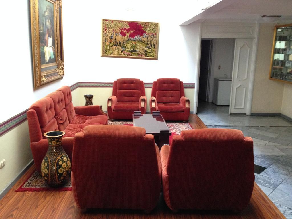 Hotel Cordero กูเอ็งกา ภายนอก รูปภาพ