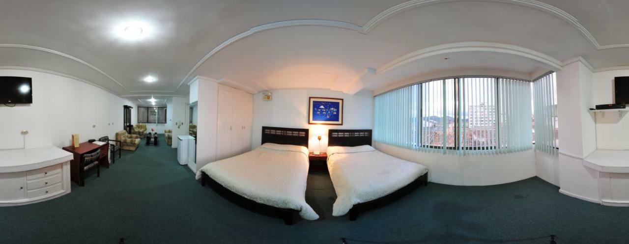 Hotel Cordero กูเอ็งกา ภายนอก รูปภาพ